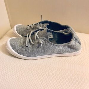Madden Girl Brette Sneaker